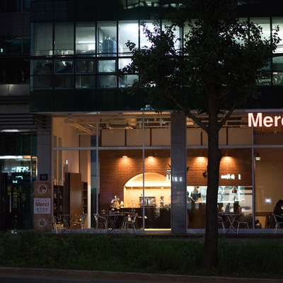 store_image_4