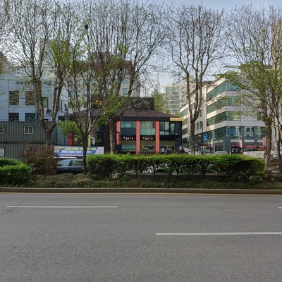 store_image_4