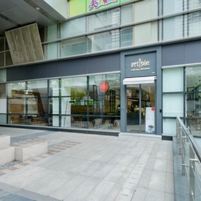 store_image_1