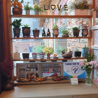store_image_4