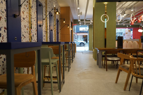 store_image_5