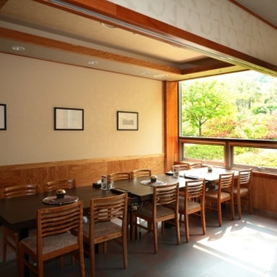 store_image_10