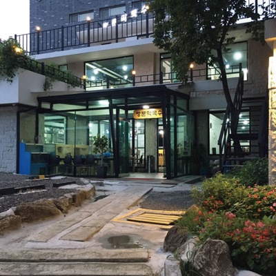 Seongbuk-dong Myeongmun Makguksu_image