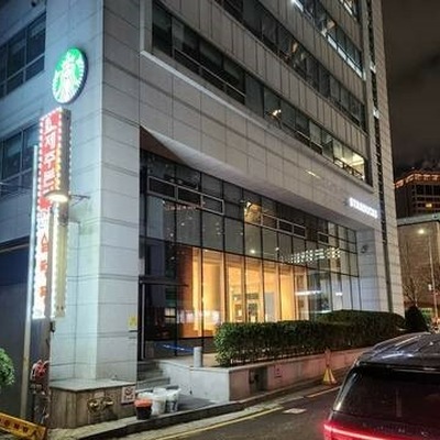 store_image_2