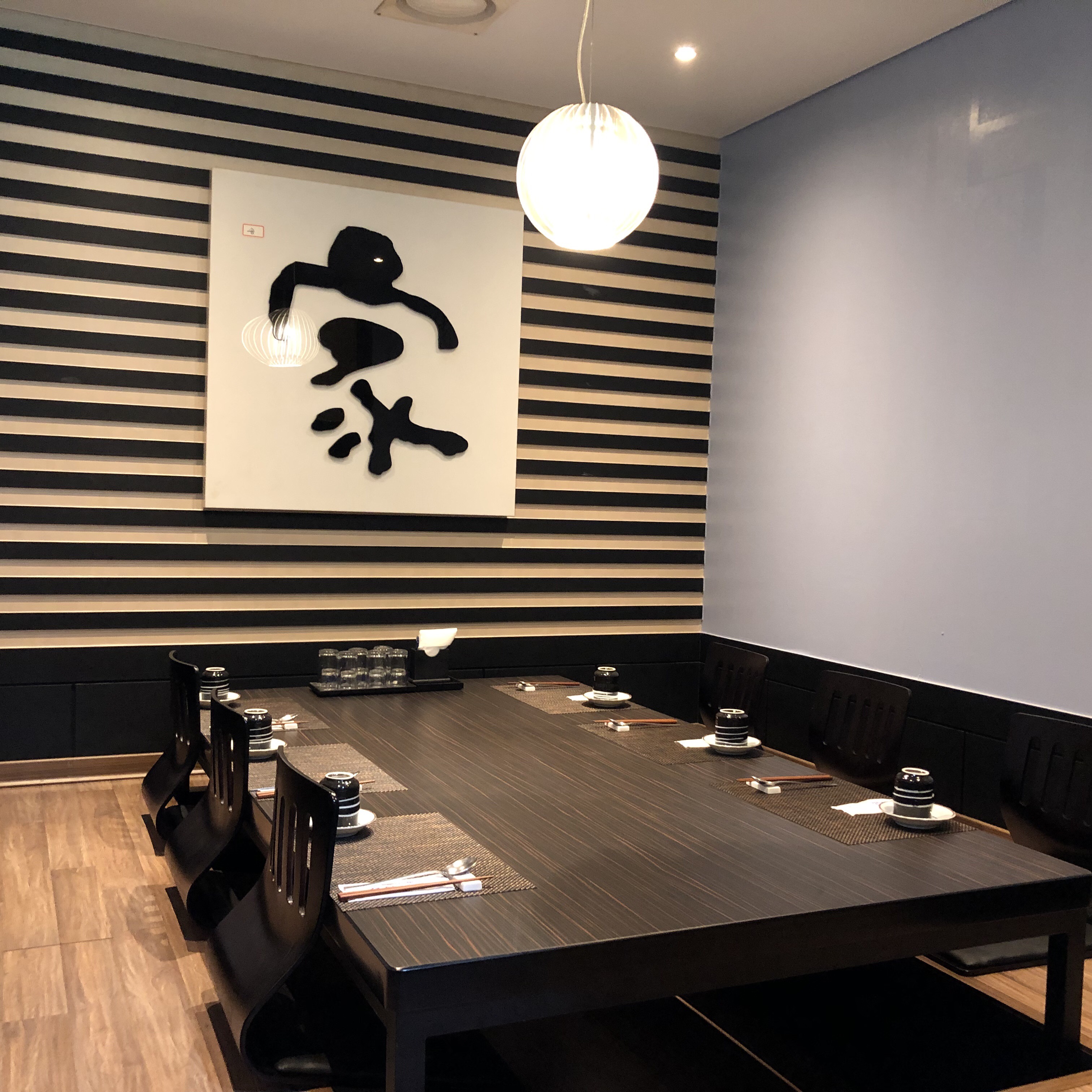store_image_3