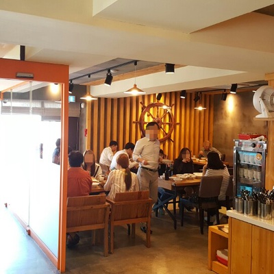 store_image_4