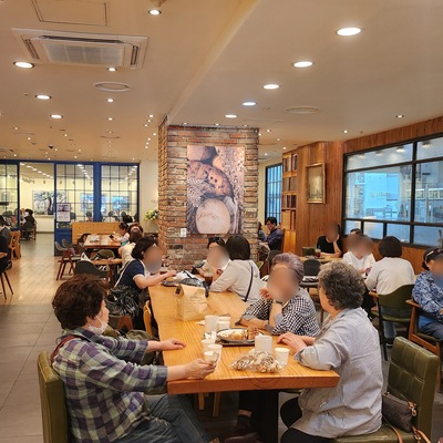 store_image_1
