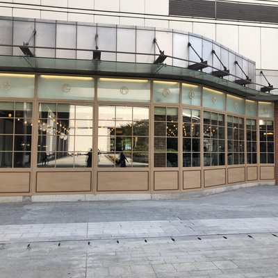 store_image_4