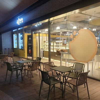 store_image_5
