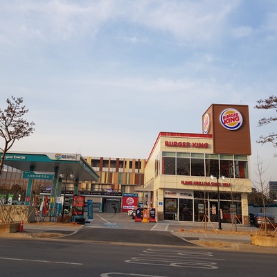 store_image_1