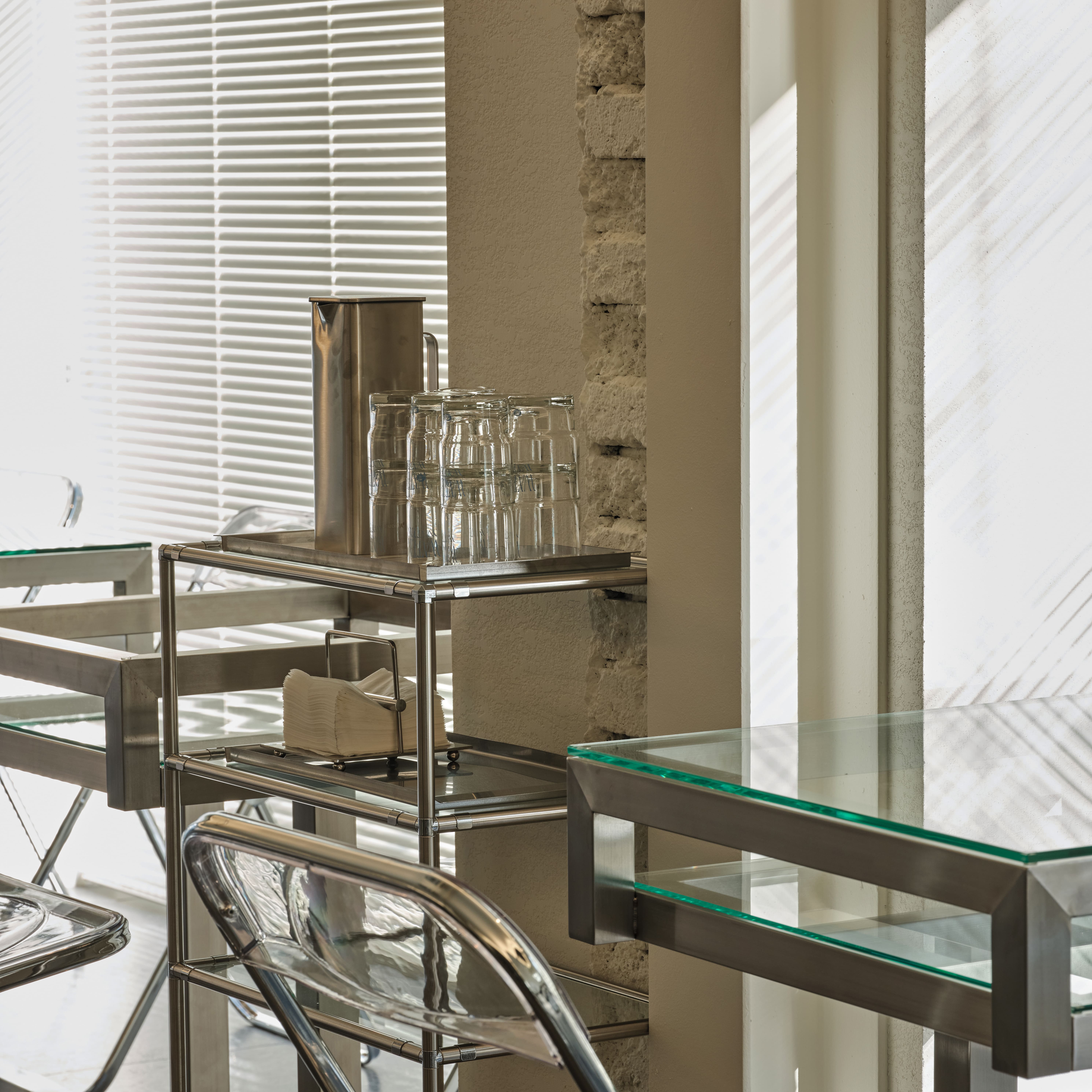 store_image_7