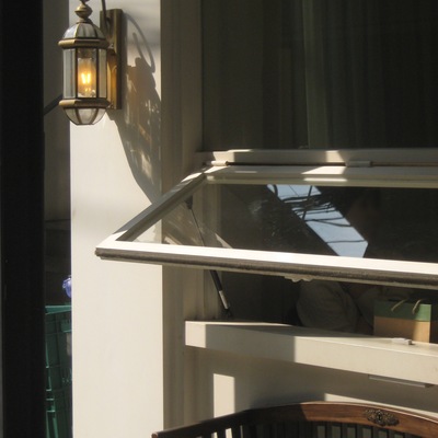 store_image_3