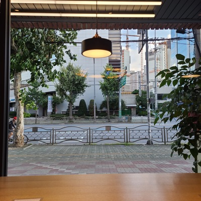 store_image_2