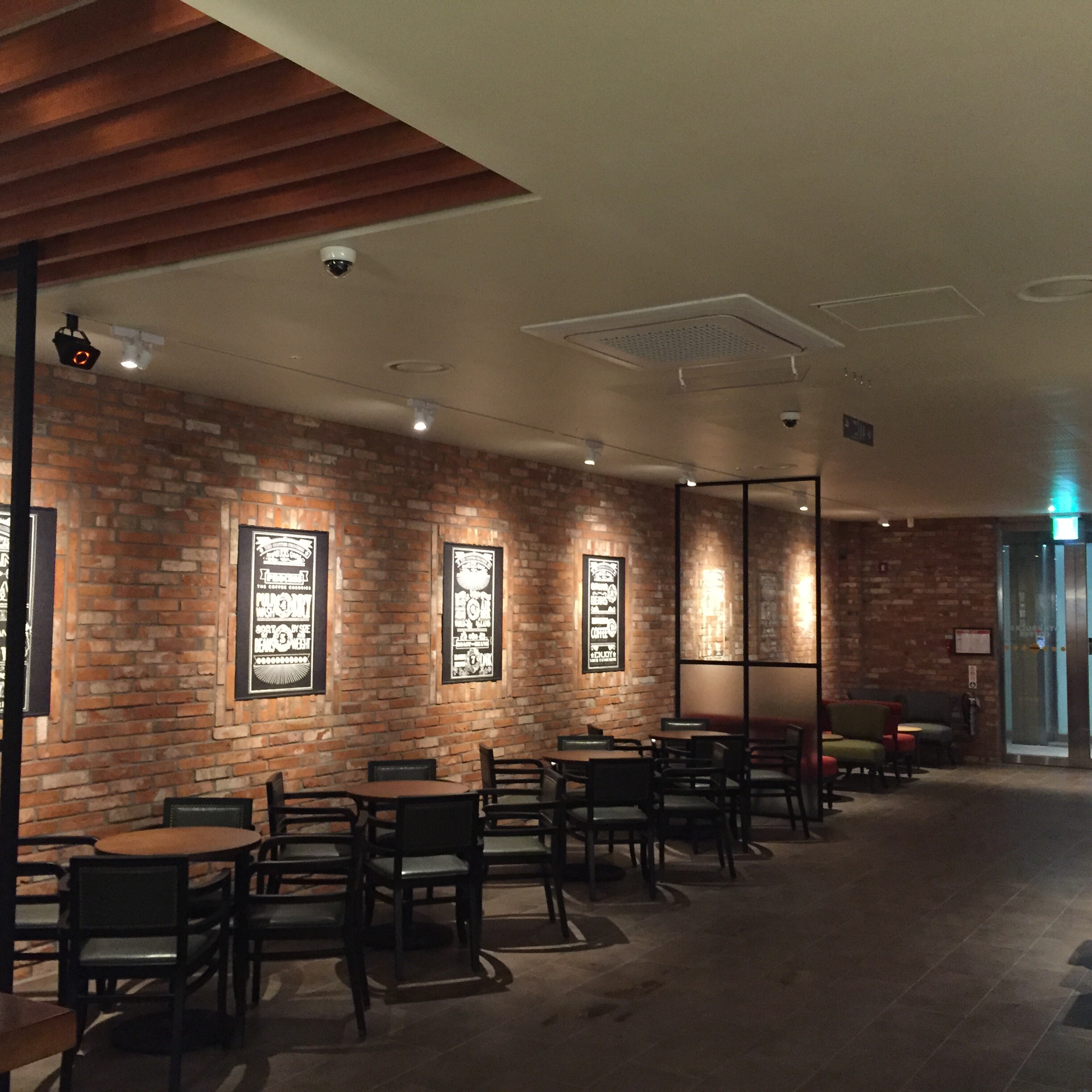 store_image_3