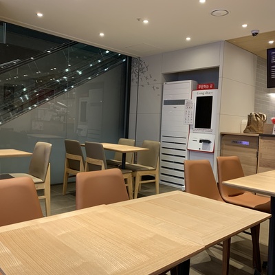 store_image_4