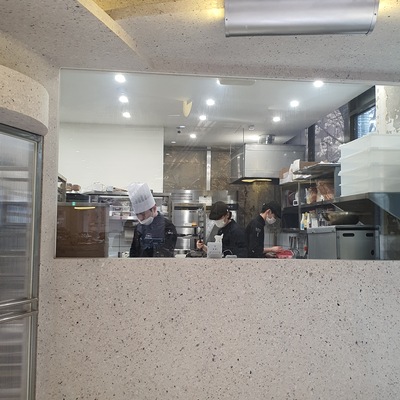store_image_3