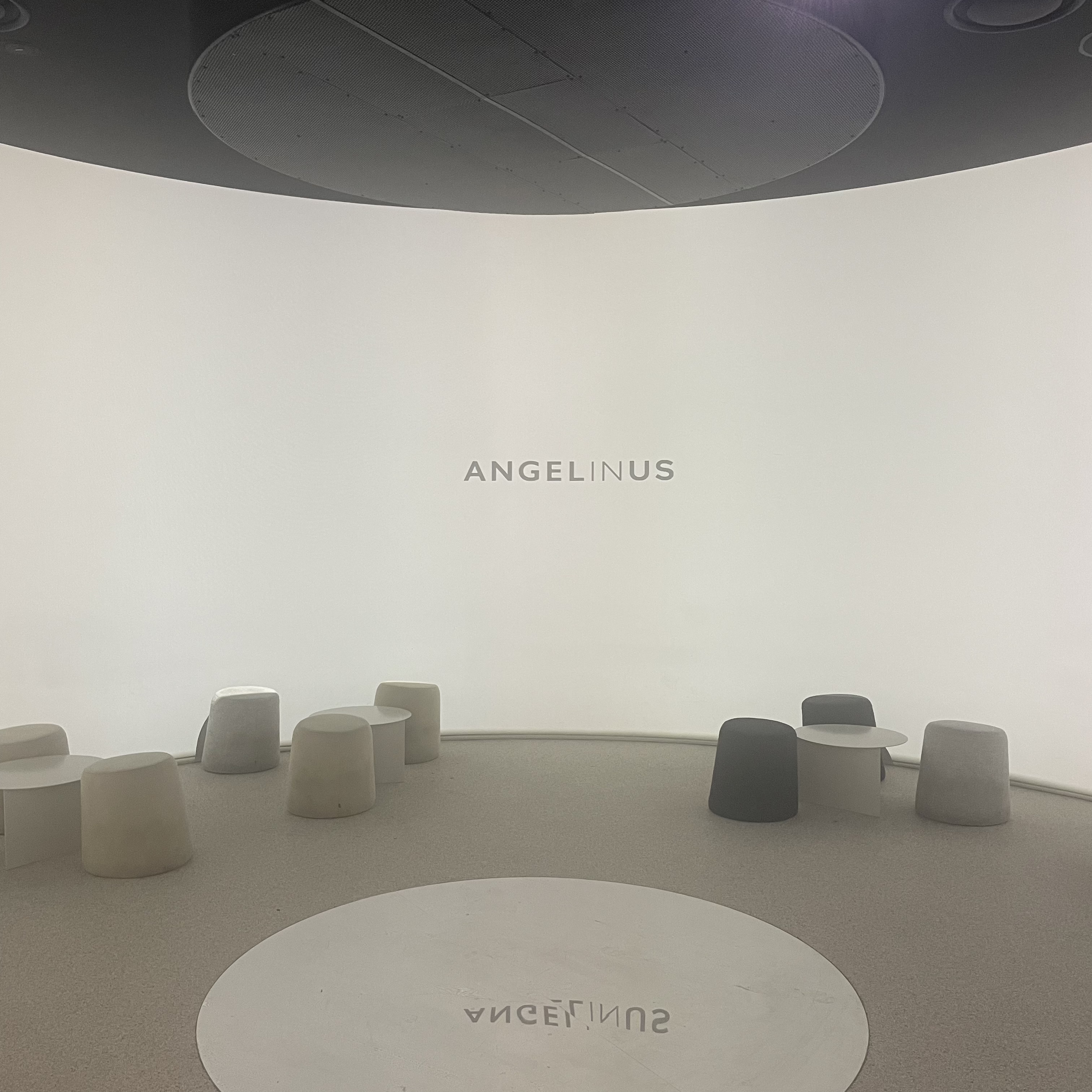 store_image_2