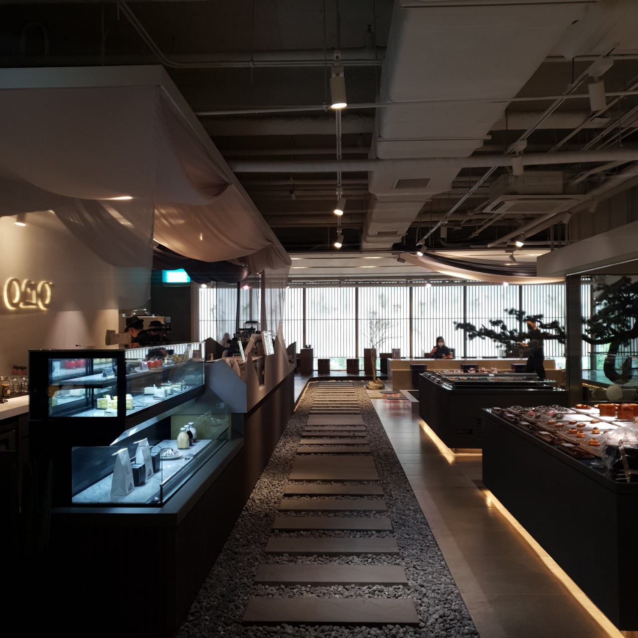 store_image_6
