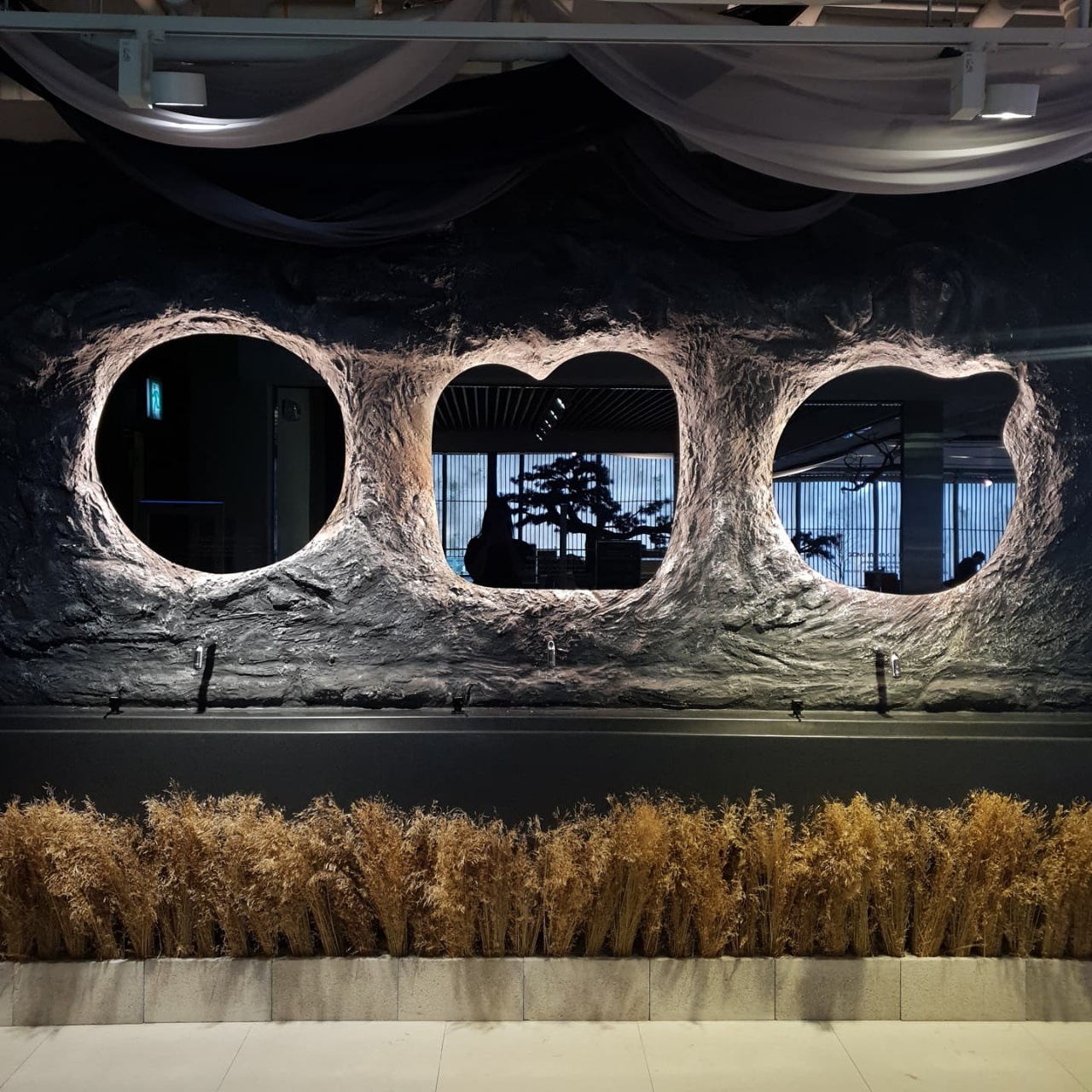 store_image_5
