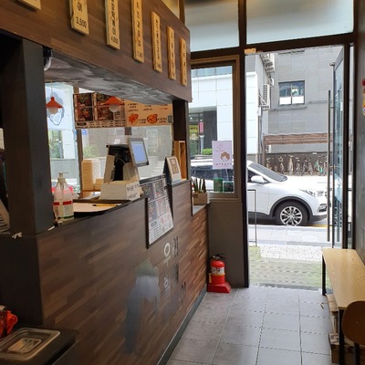 store_image_4