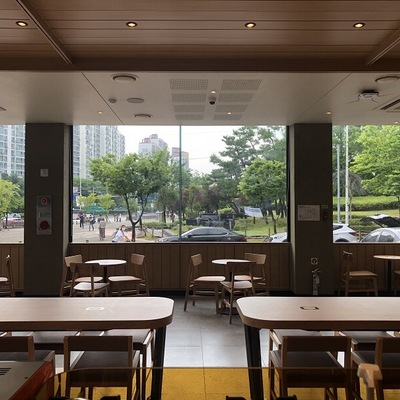 store_image_4