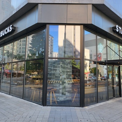 store_image_2