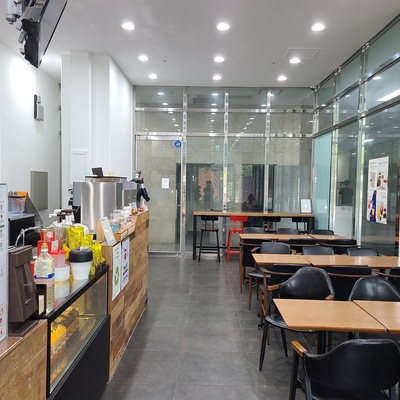 store_image_4