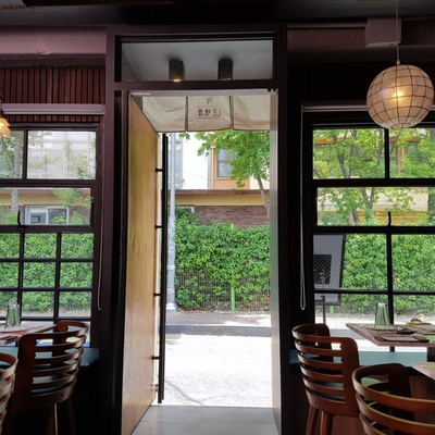 store_image_2