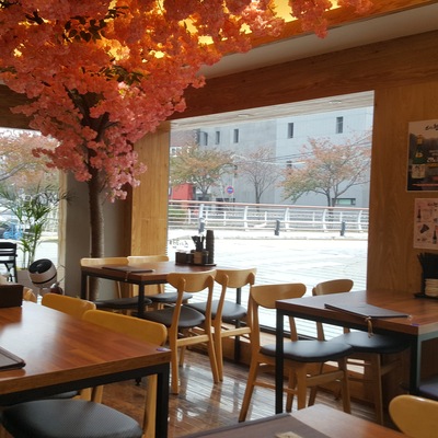 store_image_8