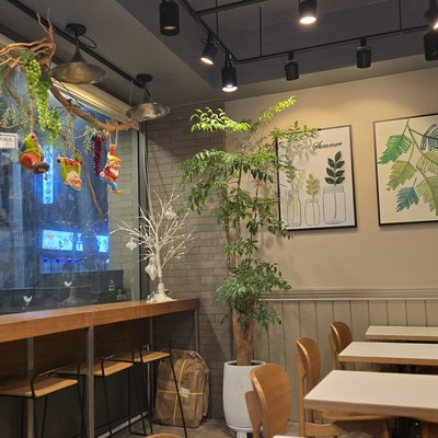 store_image_3