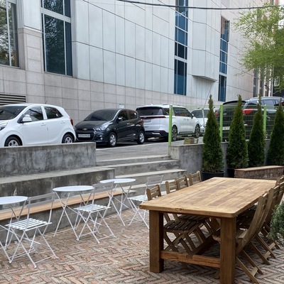 store_image_4