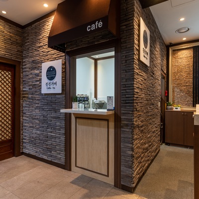store_image_4