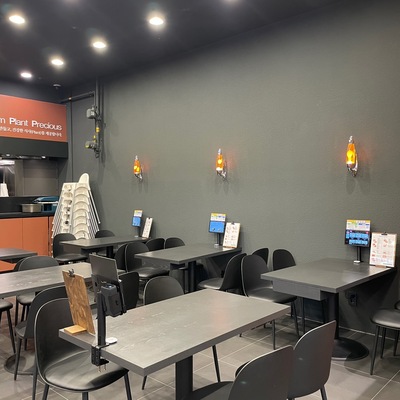 store_image_4