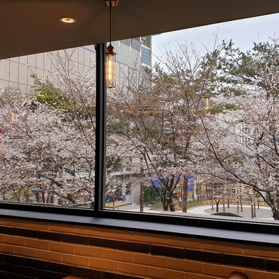 store_image_5