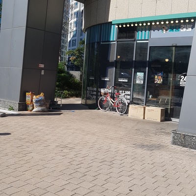 store_image_2