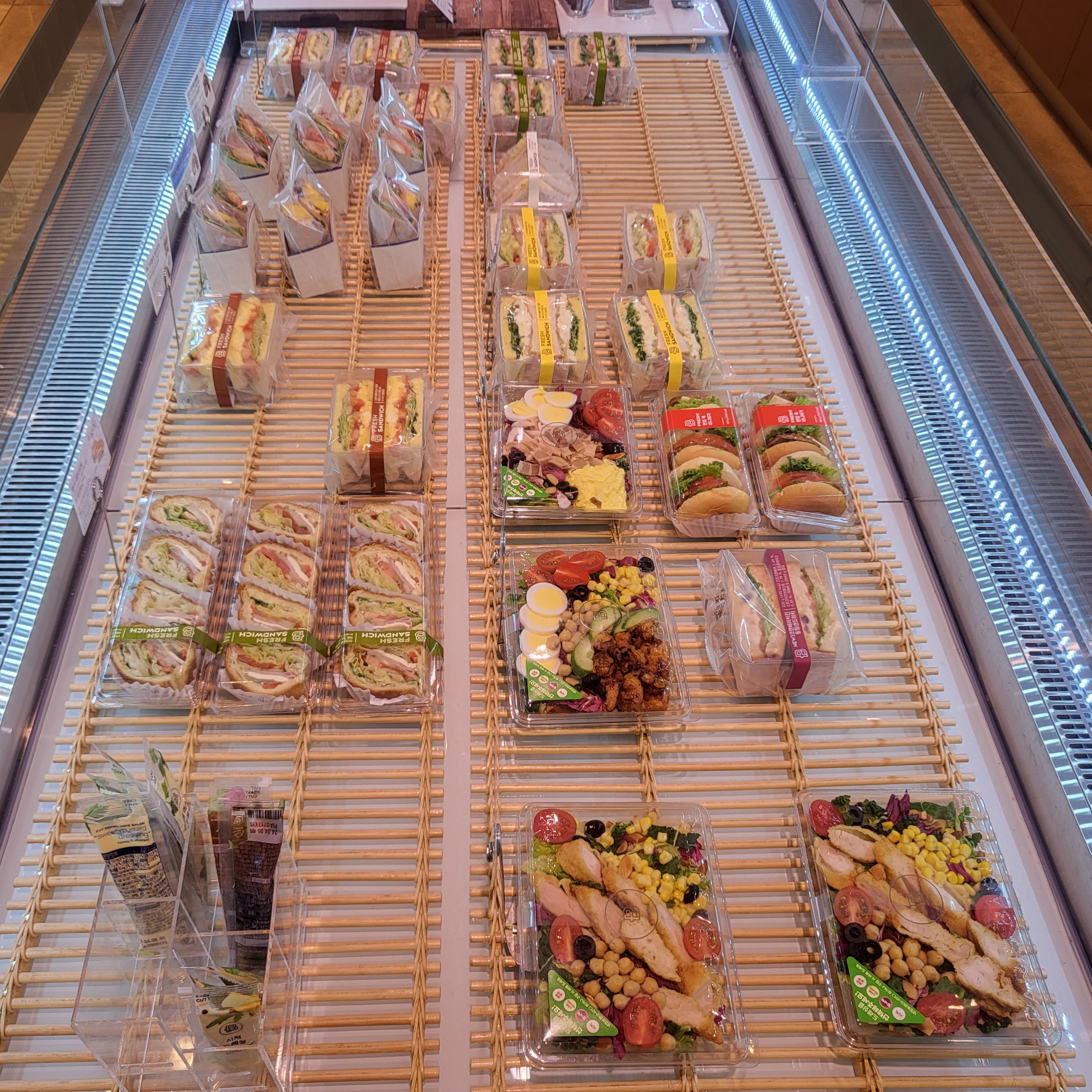 store_image_4