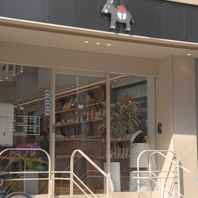store_image_3