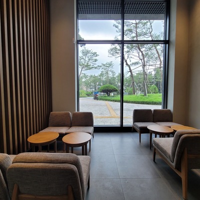 store_image_3