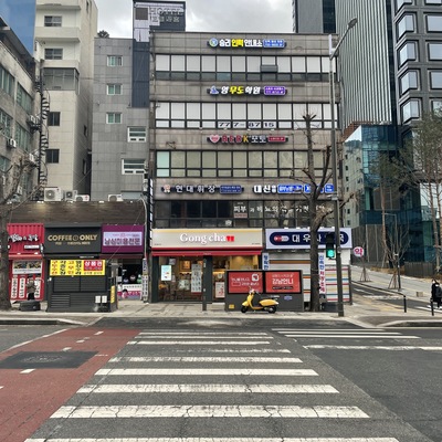 store_image_4