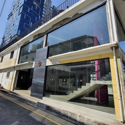 store_image_2