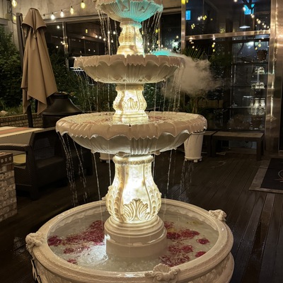 store_image_4