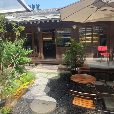 store_image_2