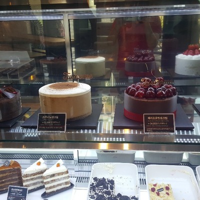 store_image_4