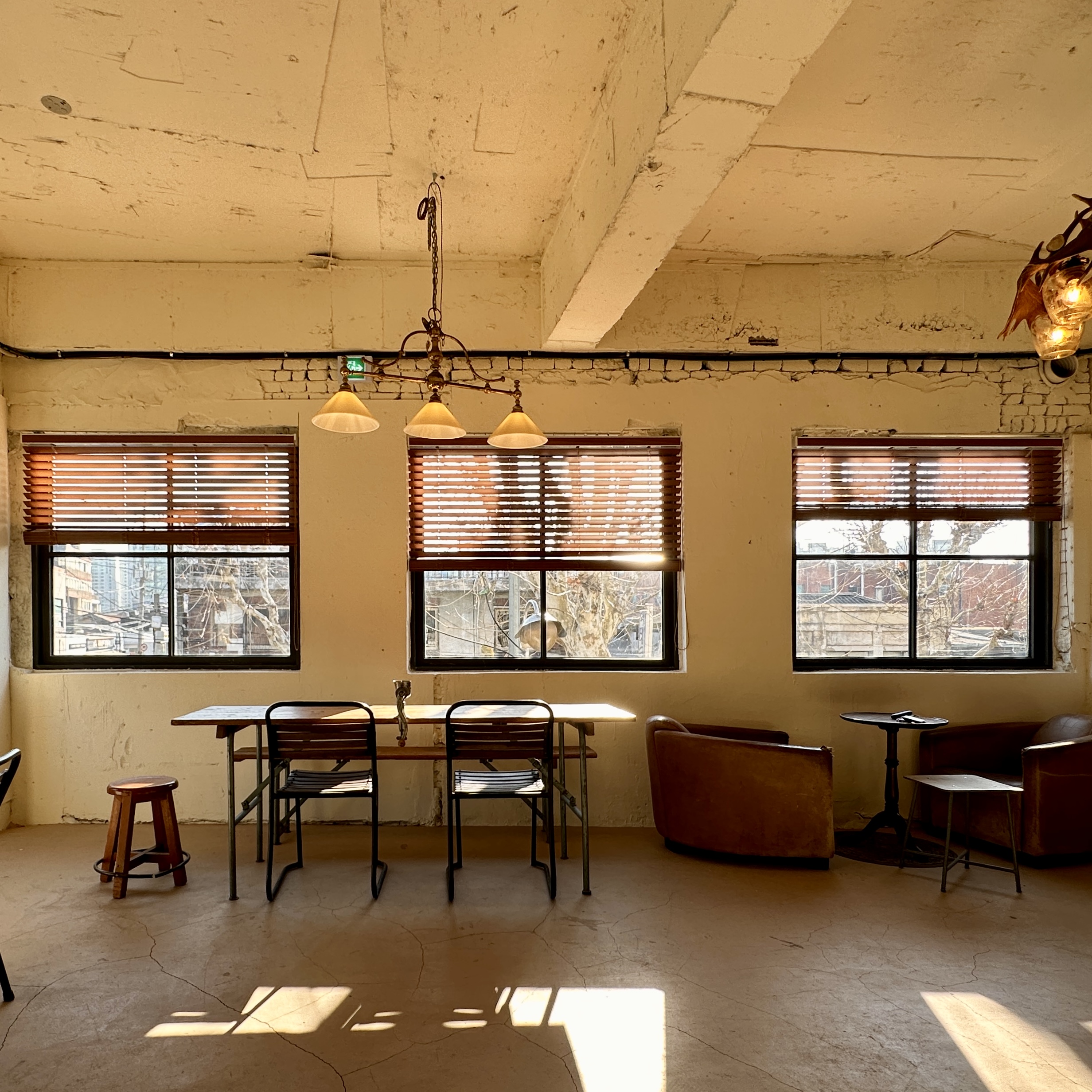 store_image_5