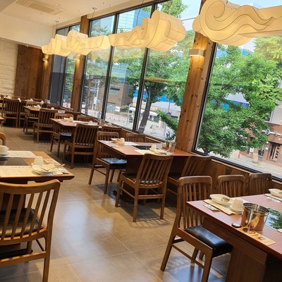 store_image_10