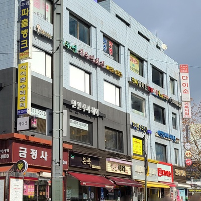 store_image_4