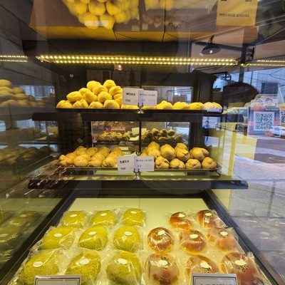store_image_4