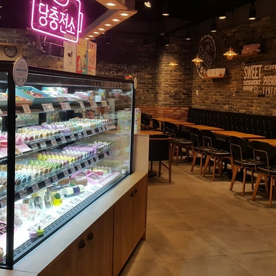 Mariwhale 237 Coffee Plus Macaron - Hoehyeon Station_image