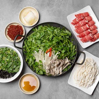 Kim Gwang-seok Sinchon Kalguksu - Main_image
