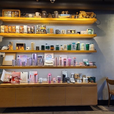 store_image_4